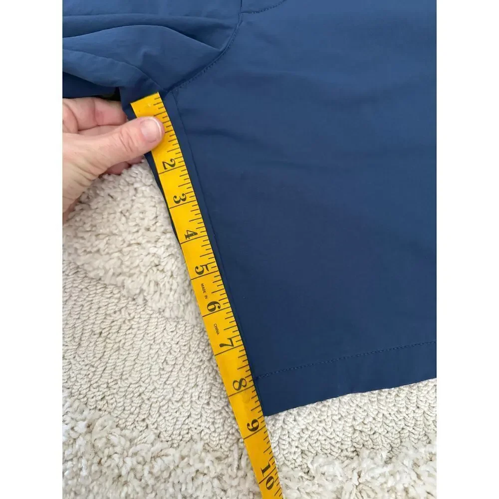 Vineyard Vines on the go short men's size 30